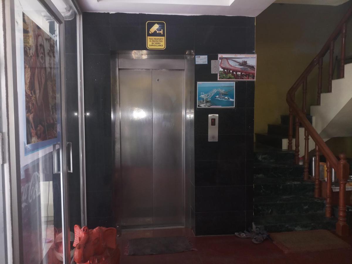 Hotel Sudhiksha Deluxe Rāmeswaram Exteriör bild